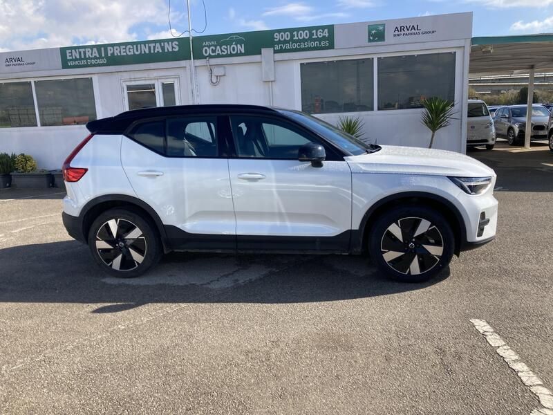Volvo XC40 • 2023 • 16,708 km 6