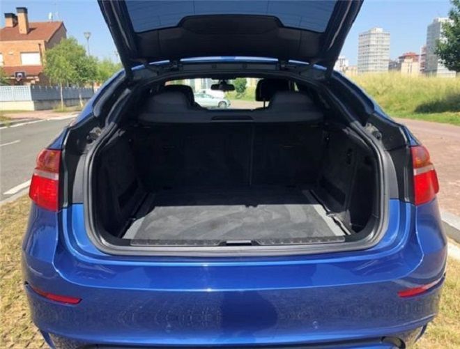 BMW X6 • 2009 • 163,900 km 11