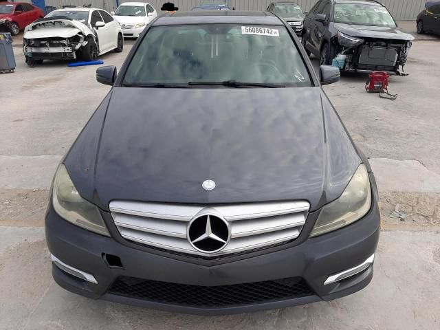 Mercedes-Benz C-Class • 2013 • 9 km 2