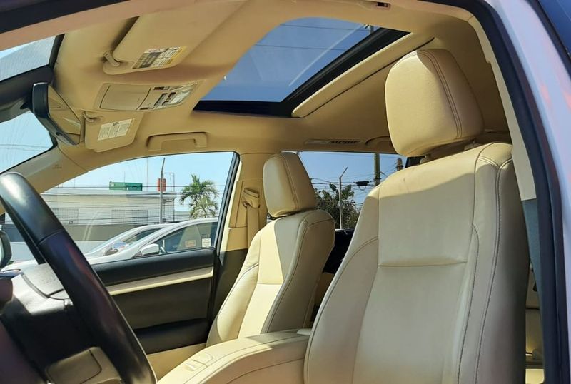 Toyota Highlander • 2018 • 87,000 mi 13