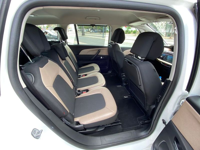 Citroën C4 Grand Picasso • 2015 • 180,000 km 7