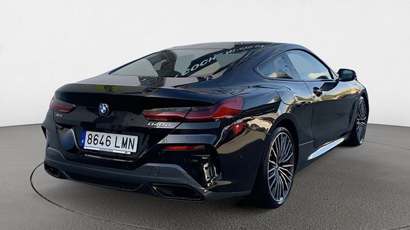 BMW 8 Series • 2021 • 19,676 km 2