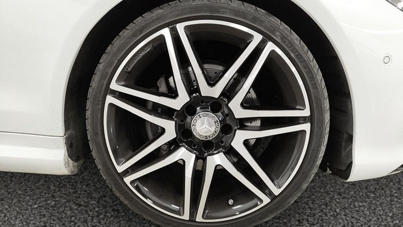 Mercedes-Benz E Coupé • 2016 • 53,299 km 16