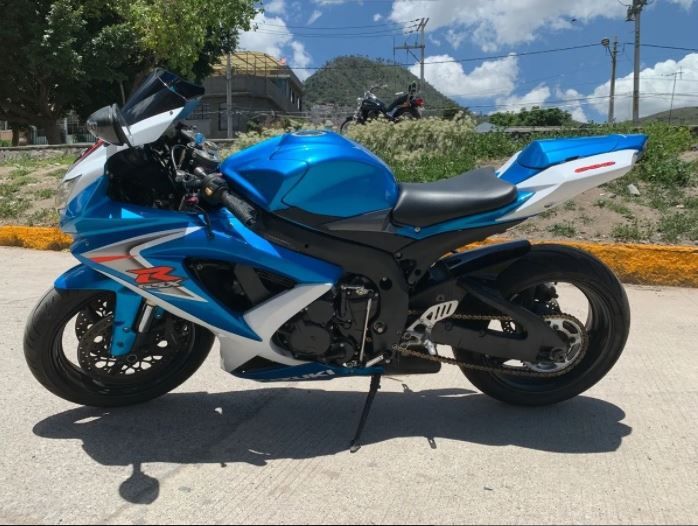 Suzuki gsx-r600z • 2008 • 29,000 km 7