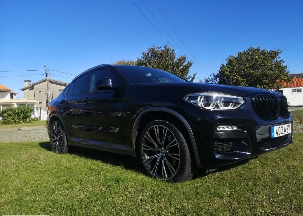 BMW X4 • 2019 • 81,590 km 2