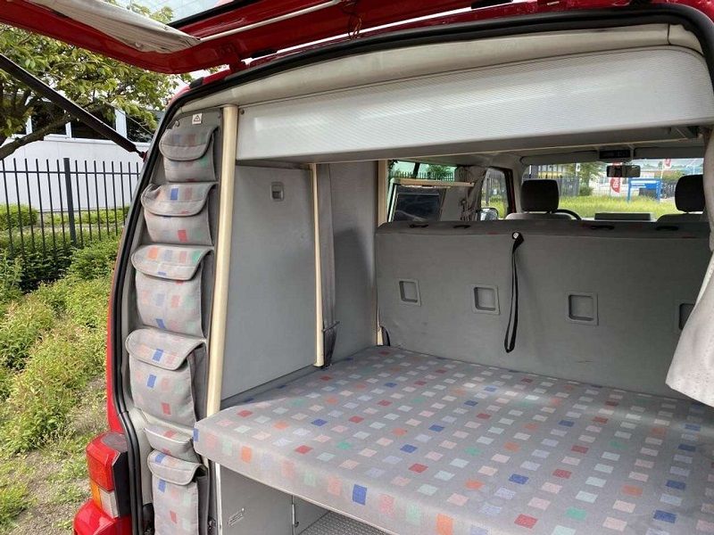 Volkswagen T4 • 2002 • 302,000 km 11