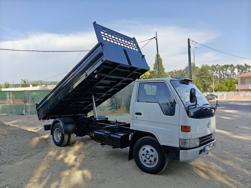 Toyota Dyna • 1996 • 118,000 km 1