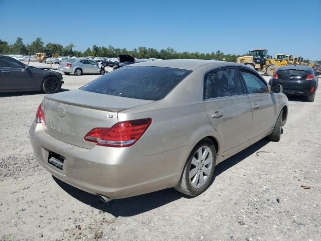 Toyota Avalon • 2005 • 3 km 5