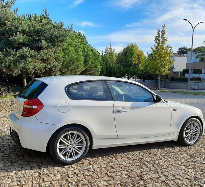 BMW 316i • 2011 • 170,000 km 3