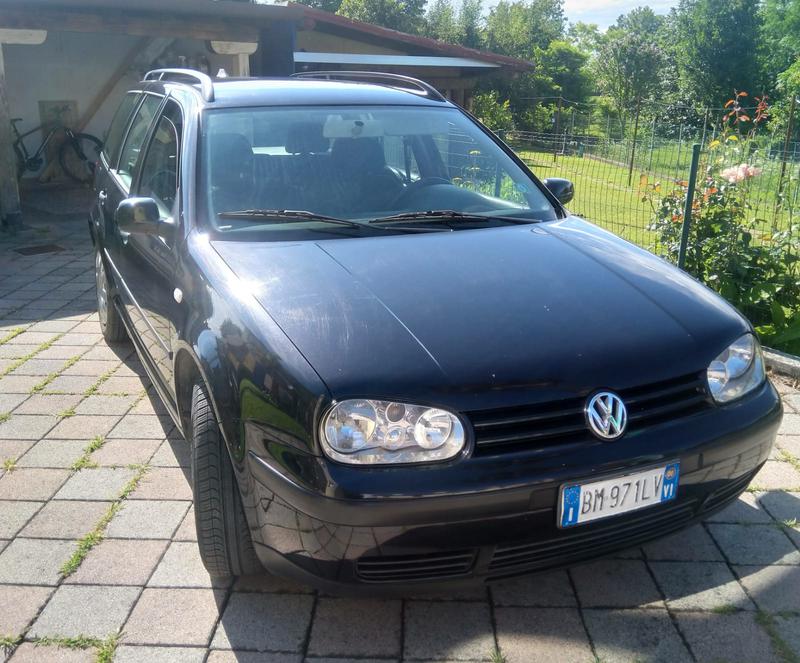 Volkswagen Golf • 2000 • 306,000 km 1