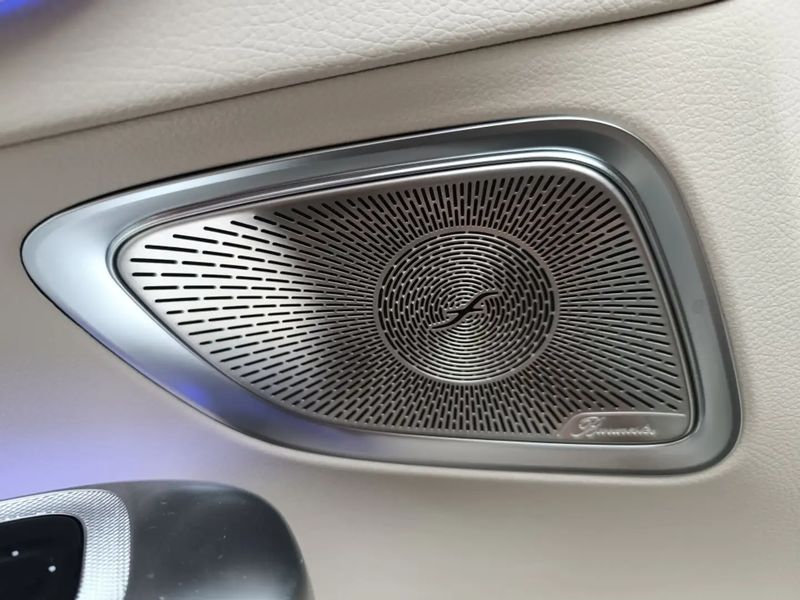 Mercedes-Benz CLS • 2024 • 7,000 km 8