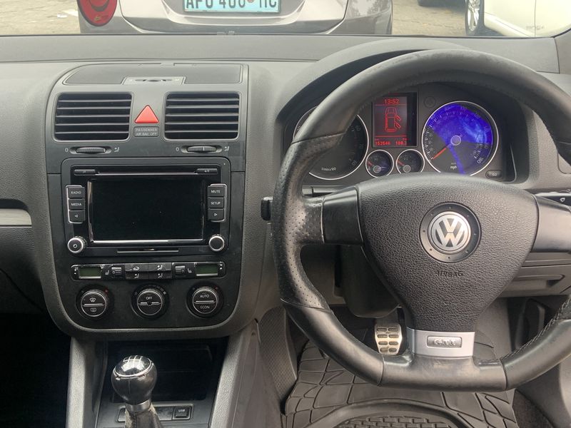 Volkswagen Golf GTI • 2006 • 150,000 km 7