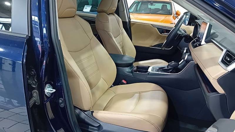 Toyota RAV4 Hybrid • 2020 • 10,501 km 21