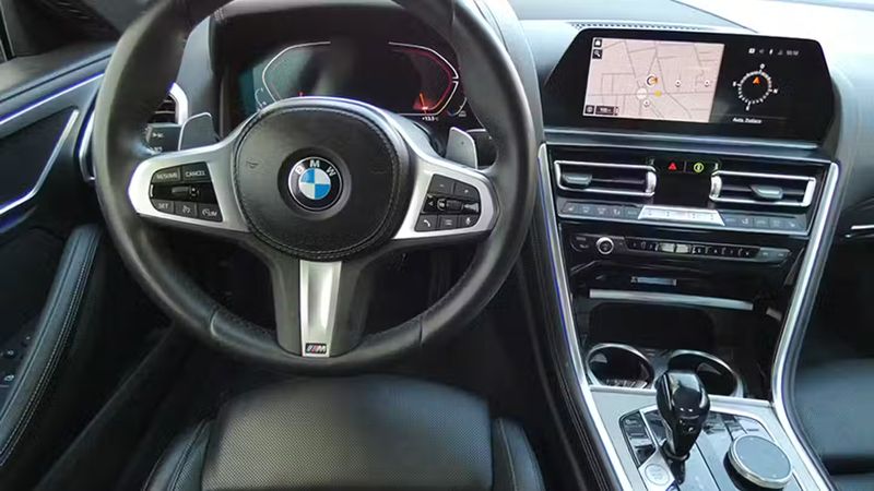 BMW 8 Series • 2021 • 19,676 km 15