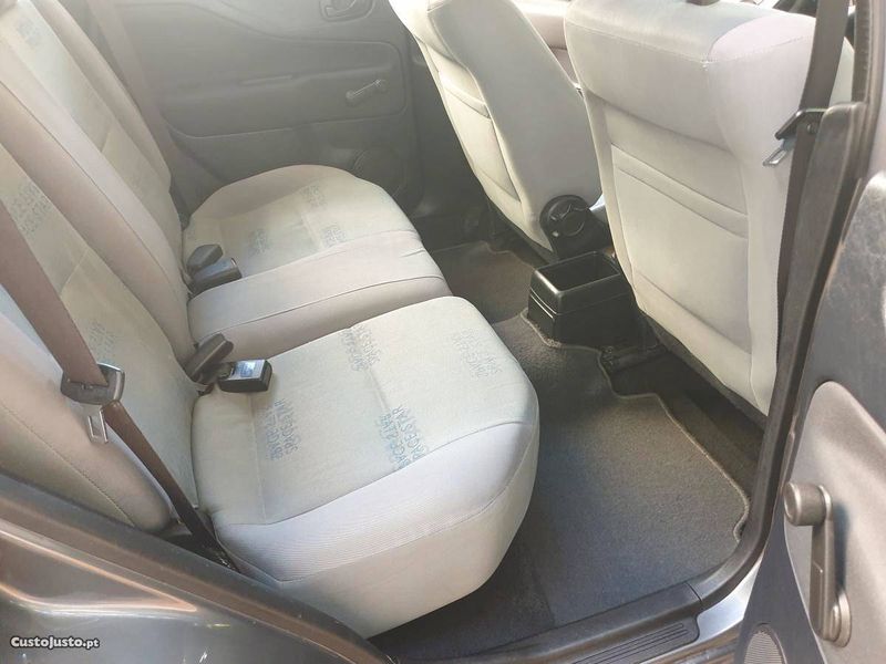 Mitsubishi Space Star • 2003 • 190,000 km 3