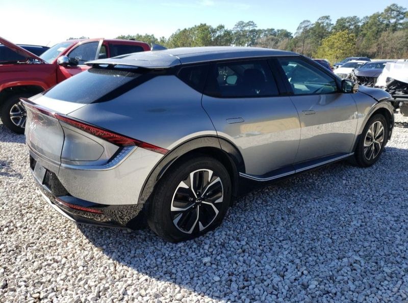 Kia Soul EV • 2023 • 37,114 km 9