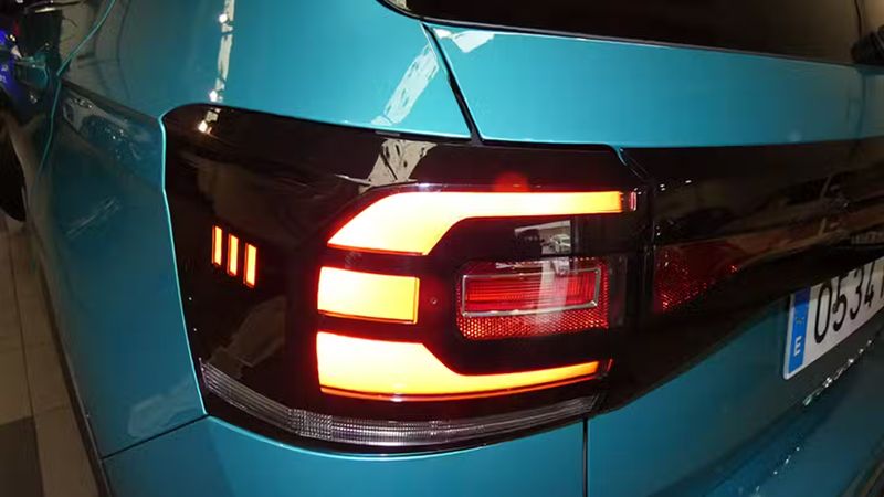 Volkswagen T-Cross • 2022 • 35,294 km 4