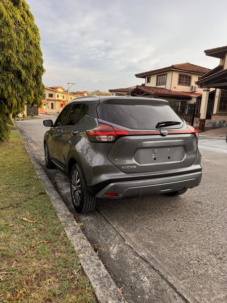 Nissan Kicks • 2024 • 2,700 km 3