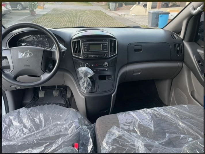 Hyundai H1 • 2017 • 140,000 km 5