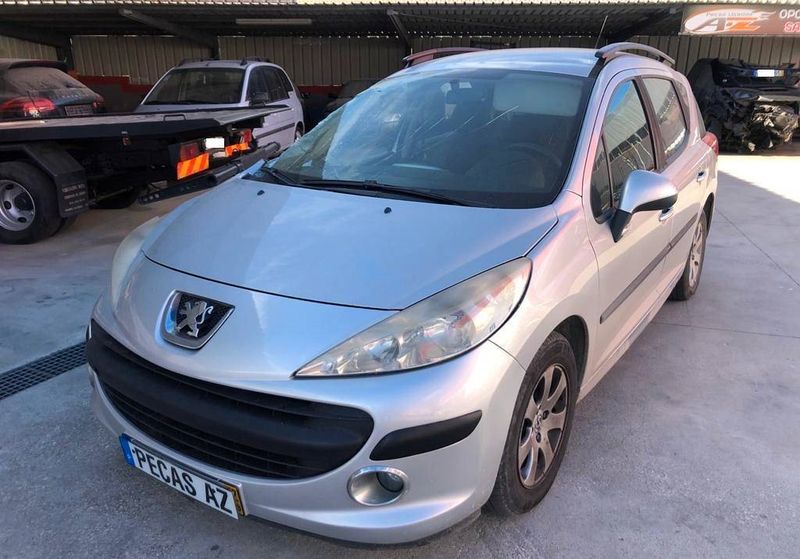Peugeot 207 • 2007 • 119,000 km 2