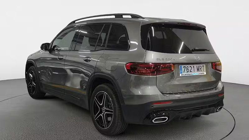 Mercedes-Benz GLB-Class • 2024 • 3,912 km 5