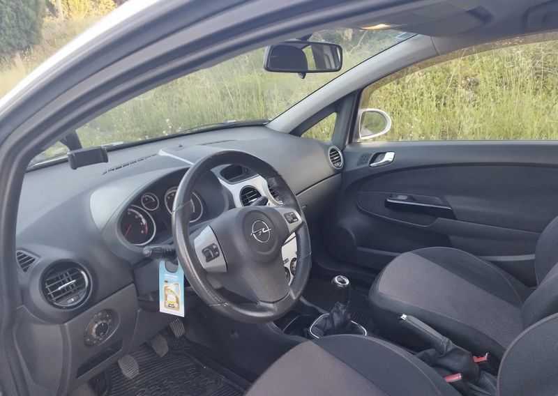 Opel Corsa • 2007 • 128,500 km 5