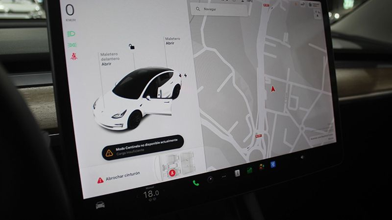 Tesla Model 3 • 2021 • 44,978 km 26