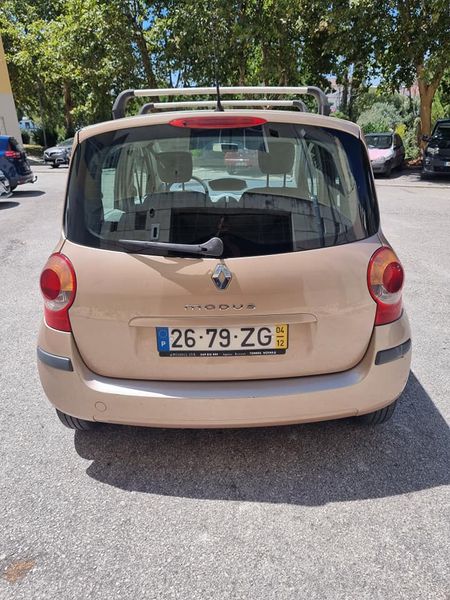 Renault Scénic • 2004 • 180,000 km 7