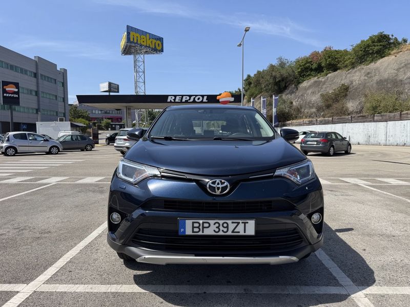 Toyota RAV4 • 2018 • 129,000 km 11