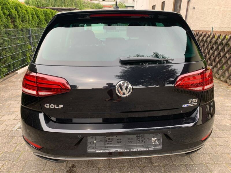 Volkswagen Golf • 2017 • 39,000 km 2