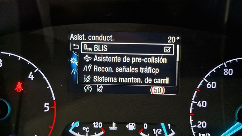 Ford Transit Custom • 2020 • 61,430 km 10