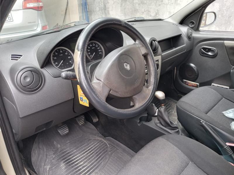 Renault Logan • 2008 • 26,000 km 2