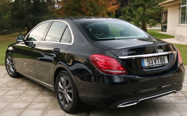 Mercedes-Benz C • 2018 • 122,573 km 3