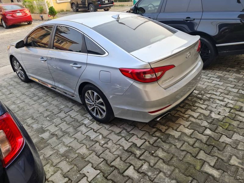 Hyundai Sonata • 2016 • 34 km 2