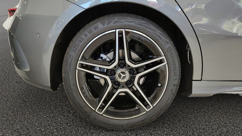 Mercedes-Benz A-Class • 2024 • 3,599 km 17