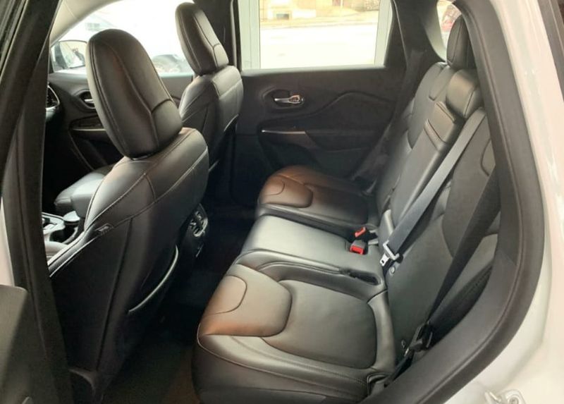 Jeep Cherokee • 2019 • 50,000 km 2