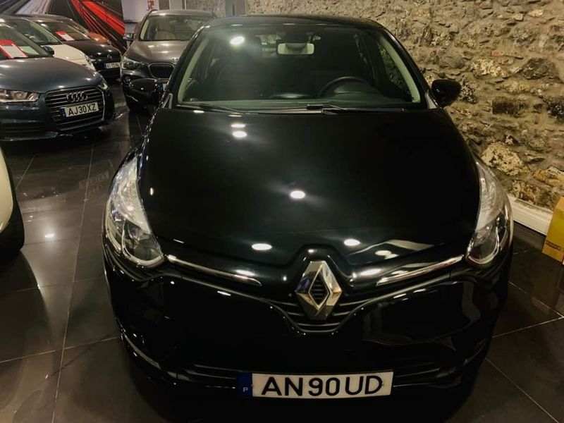 Renault Clio • 2018 • 110,000 km 1