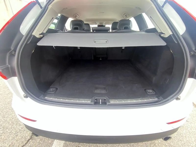 Volvo XC60 • 2019 • 104,000 km 8