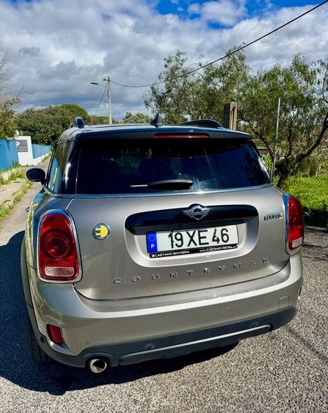 MINI Cooper Countryman • 2019 • 961,000 km 2