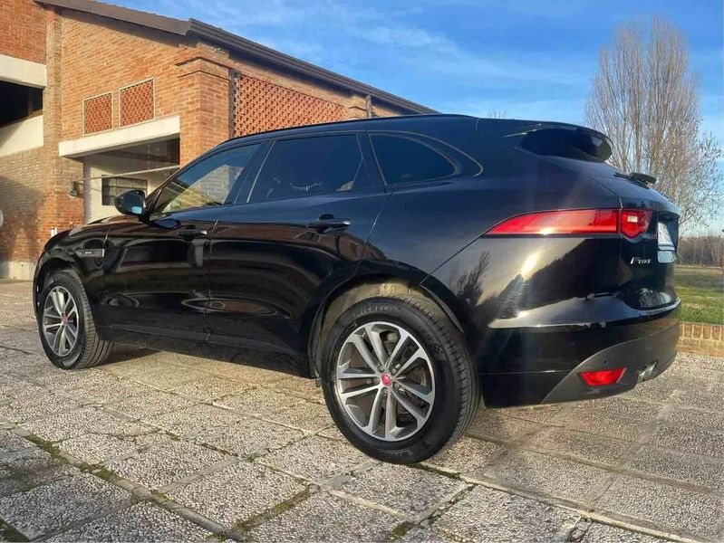 Jaguar F-Pace • 2016 • 106,000 km 3