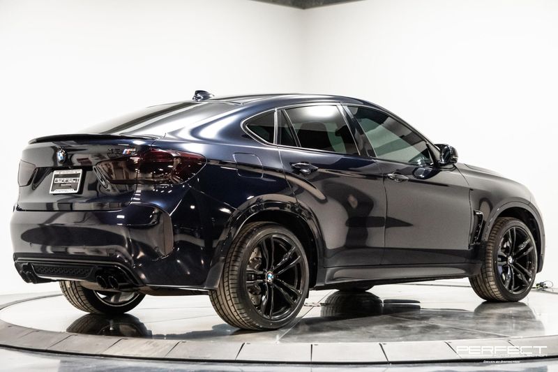 BMW X6 • 2020 • 32,456 km 2