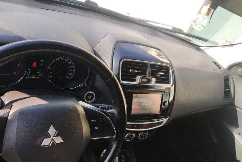 Mitsubishi ASX • 2015 • 89,000 km 4