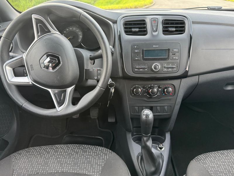 Renault Sandero • 2023 • 60,000 km 14