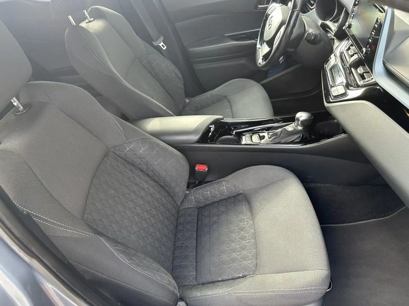 Toyota C-HR • 2020 • 92,000 km 5