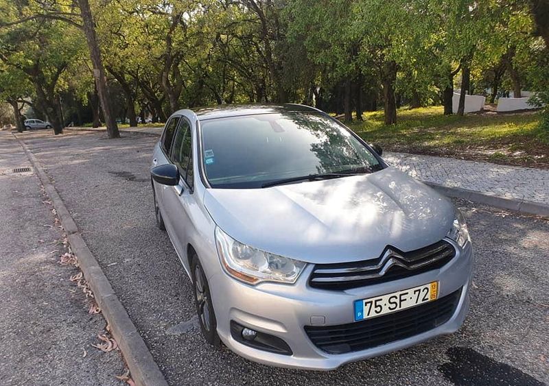 Citroën C4 • 2013 • 150,000 km 1