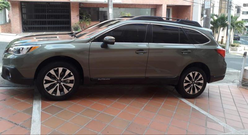 Subaru Outback • 2017 • 19,000 km 10