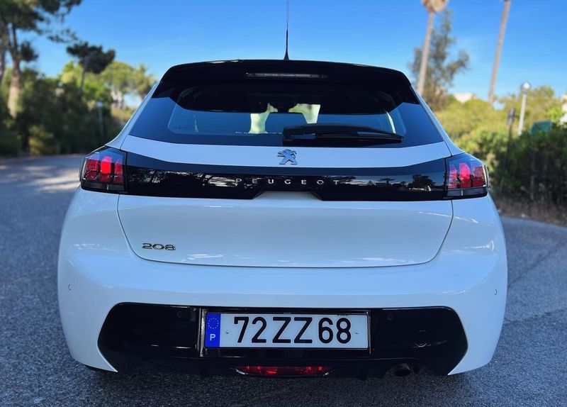 Peugeot 207 • 2020 • 90,000 km 12