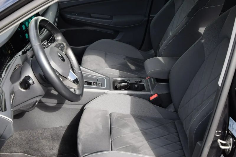 Volkswagen Golf • 2021 • 33,000 km 13