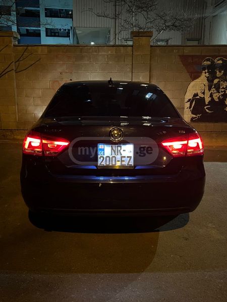 Volkswagen Passat • 2015 • 117,700 mi 14