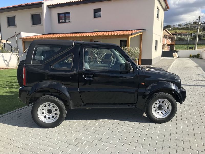 Suzuki Jimny • 2004 • 60,000 km 3